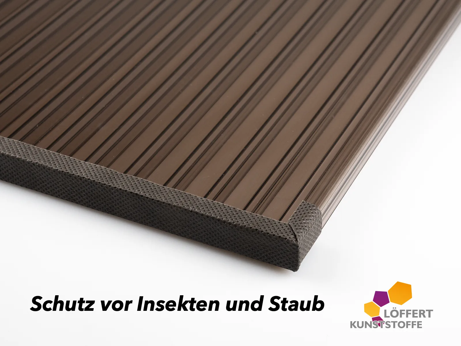 Anwendung des Kantenabschlussband an Doppelstegplatten