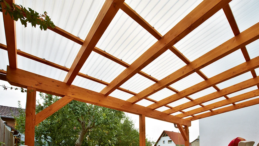 Terrasse aus farblosen Polycarbonat Wellplatten Polycarbonat Wellplatten Terrasse