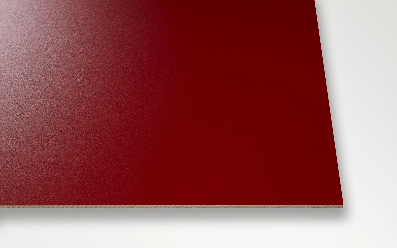 Frontansicht einer HPL Schichtstoffplatte in oxidrot RAL 3009